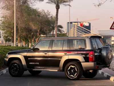 2022 Nissan PATROL SAFARI 照片 5
