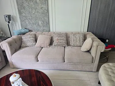 5 seater sofa set with centre table in perfect condition