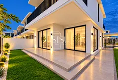 Landscaped | Single Row | Big Plot