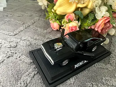 Die-cast model car fast and furious classic cat brndnew in give way price