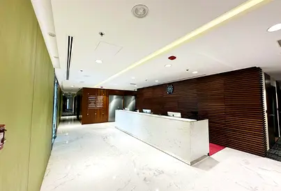Premium Quality | 12 Parkings | Modern Layout