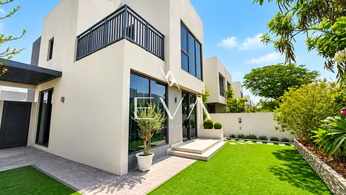 GREENBELT BACKING | CORNER UNIT | LARGER PLOT