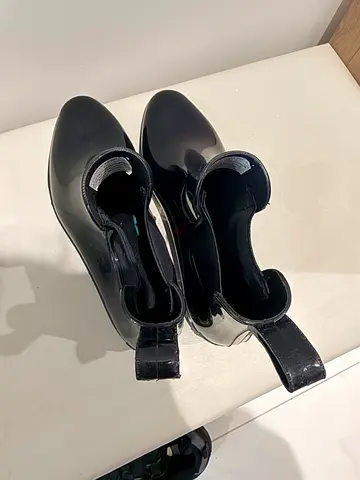 Ralph Lauren Black glossy ankle rain boots