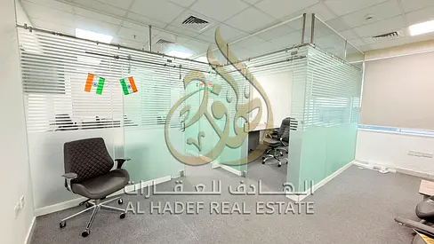 🏢✨ **مكتب تجاري للإيجار في المجاز 3 – الشارقة** ✨🏢 📍 **متاح الآن** فرصة مميزة لاستئجار مكتب تجاري في منطقة المجاز 3، بمساحة مناسبة وتصميم عملي، و
