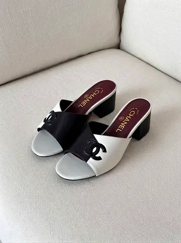 CHANEL WOMEN SHOES