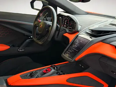 صورة مصغرة 20 لـ 2024 Lamborghini REVUELTO
