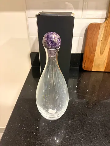 Anna New York decanter