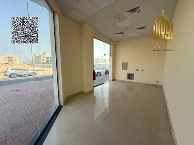 Spacious Shop for Rent – Retail or Office Use