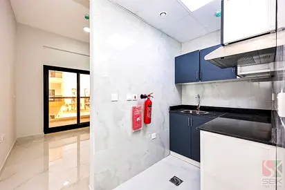 STUDIO FOR FAMILY / EXECUTIVE BACHELORS