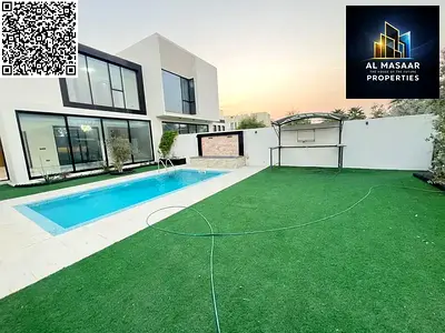 4-bedroom master villa with golf and lake views, private pool and garden, spacious and luxurious fi
