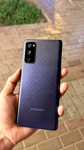 SAMSUNG S20 FE