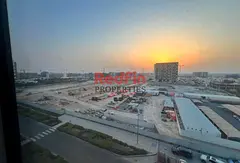 One bedroom+ Maid! Ready To Move! Huge Layout