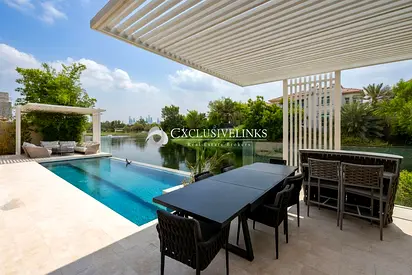 Immaculate Entertainer Home | Vacant | Lake View