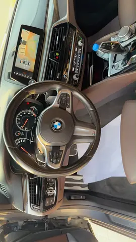 2018 BMW 5-SERIES 照片 8