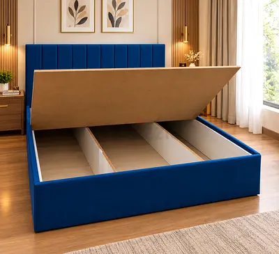 Storage bed Queen Brand new Available