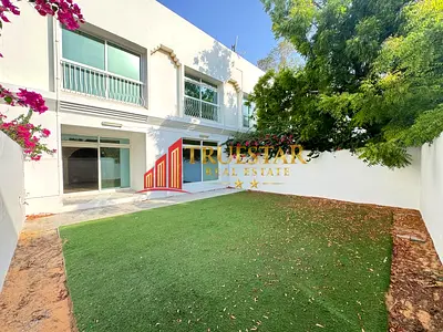 Townhouse Style Villa Private Garden 3BR+Maids