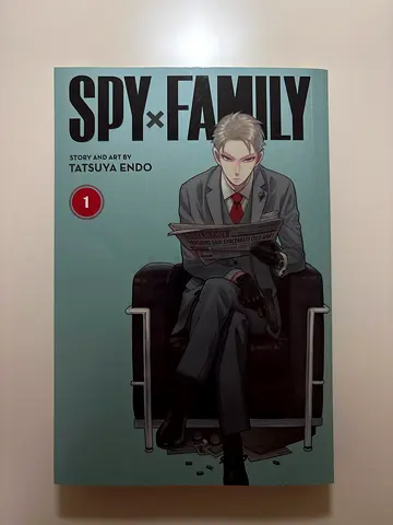 SPY x FAMILY Vol. 1 (manga) by Tatsuya Endo - English edition