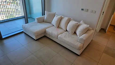 Perfect Like new Condition The ___ One Kingston Sectional L Shape Sofa