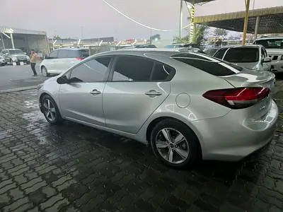 صورة 10 لـ 2018 KIA FORTE