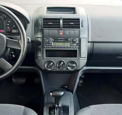 2004 Volkswagen POLO 缩略图 18