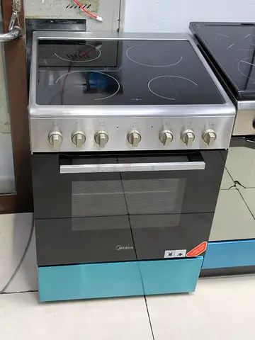 Midea freestanding electric ceramic hob with oven - good condition