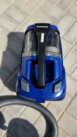 Panasonic Compact Canister Vacuum Cleaner - perfect Condition