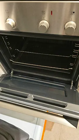 Siemens electric oven with four ceramic burners