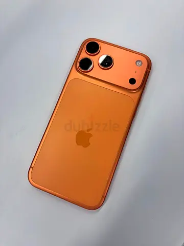 iPhone 17 pro max with Mag Safe 98% Battery Case - Orange (Excellent/new Condition)
