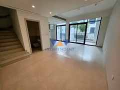 Rental 3B Single Row, Middle Unit | Skylight