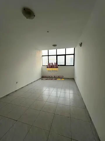 🏠 3-Bedroom Apartment for Rent in Abu Shagara – Sharjah 📍 Prime location directly on Al Wahda Street, near the first exit towards Dubai. ✨ Spacious