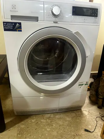 Dryer machine