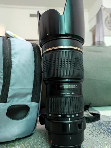 Tamron 70-200mm f/2.8 AF (for canon cameras)Telephoto Zoom Lens with Hood and Case
