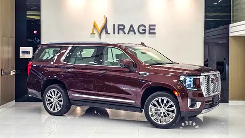 GMC - YUKON - DENALI - 2022 MODEL - GCC SPECS - 135,700 KM - RED / WHITE