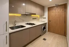 Furnished | Multiple cheques | Buj Khalifa view