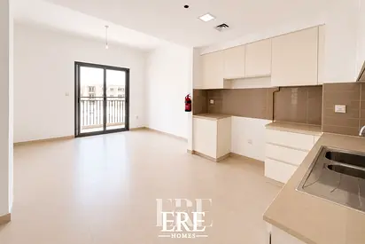 Bright | Spacious | Community View | 4 Cheques
