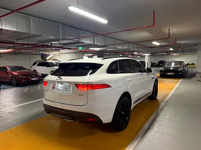 2018 Jaguar F-PACE — фото 7