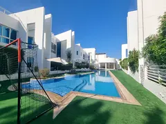 Beautiful Community |Close to beach |Pool and Gym