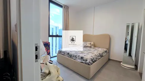 Specious luxury apartment for rent