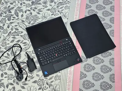 X1 Carbon - 12th Gen i7 - 32gb DDR5 TouchScreen - Lenovo Thinkpad