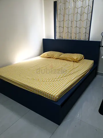 IKEA MALM Bed with 4 Storage - Exellent Condition 180x200