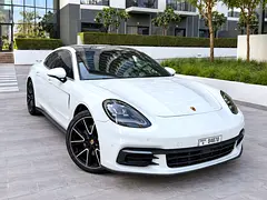 2018 Porsche Panamera