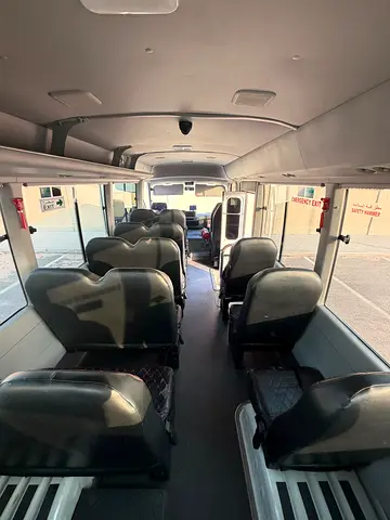 2019 Toyota COASTER — миниатюра 15