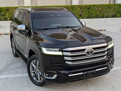 2023 Toyota Land Cruiser VXR GCC Specs Twin TurboV6 Original paint accident Free Excellent Condition