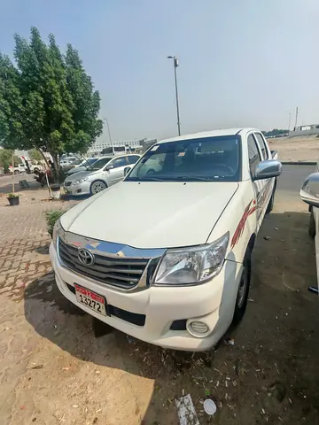 2014 Toyota Hilux Double Cab GL GCC Specs