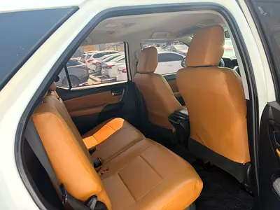 2017 Toyota FORTUNER — фото 5