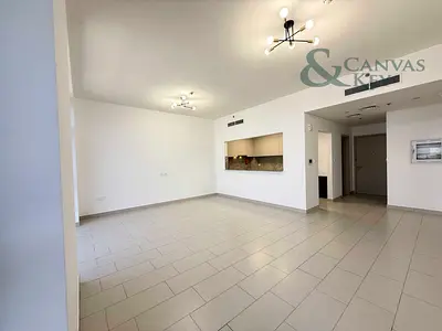 SPACIOUS 1BR | PRIME LOCATION | BURJ KHALIFA VIEW