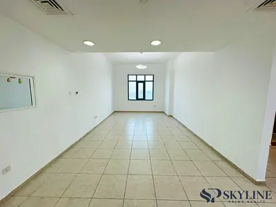 SPACIOUS LAYOUT l READY TO MOVE l VACANT