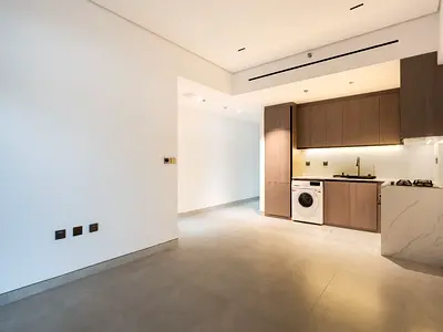BRAND NEW | SPACIOUS | POOL VIEW