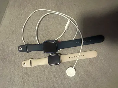 Apple Watch Series 7( Blue) and 8 (Beige)