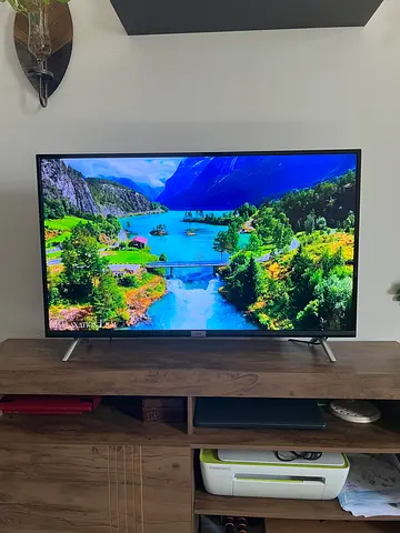 TCL 43 inch Smart TV